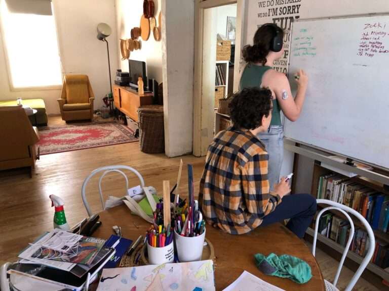 Lusi’s Homeschool Day in the Life (with a 13- and 15- year old)